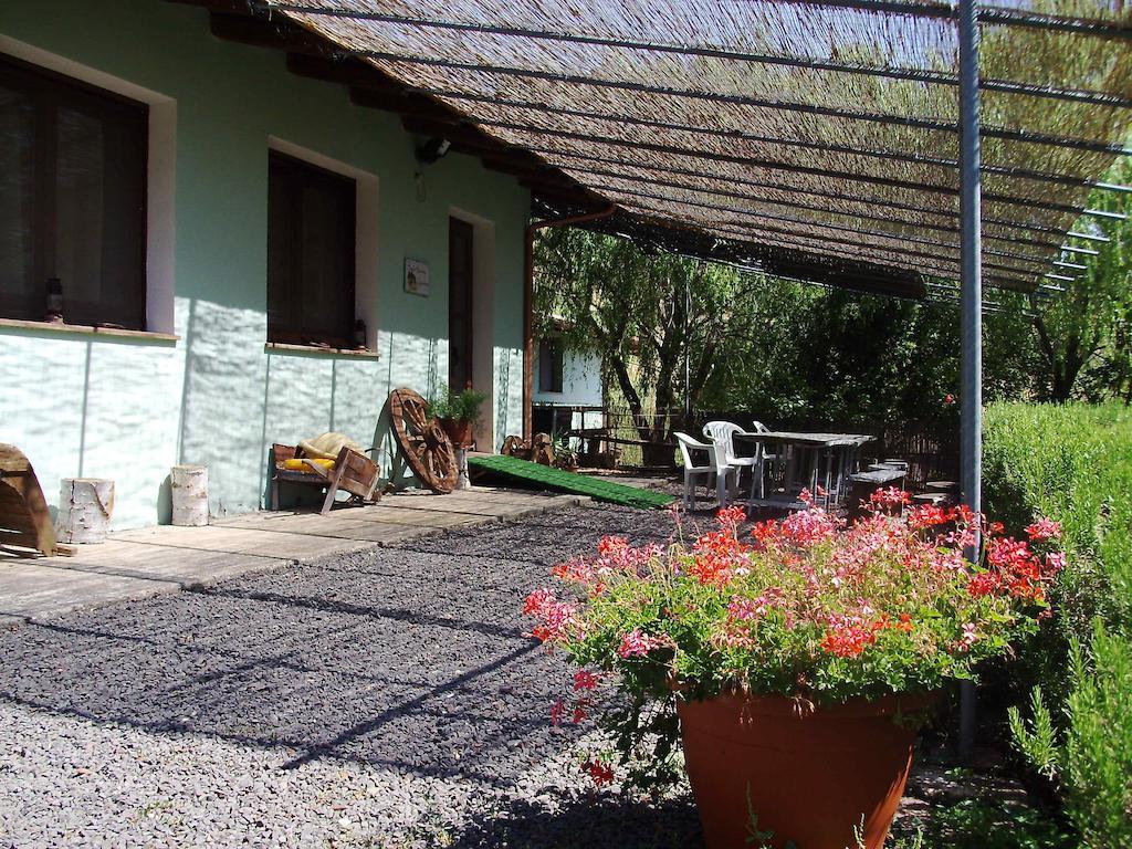 Thiesi Agriturismo Cugumia מראה חיצוני תמונה