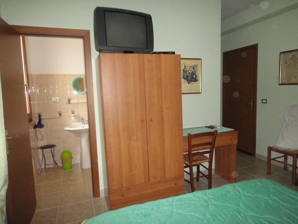 Thiesi Agriturismo Cugumia מראה חיצוני תמונה